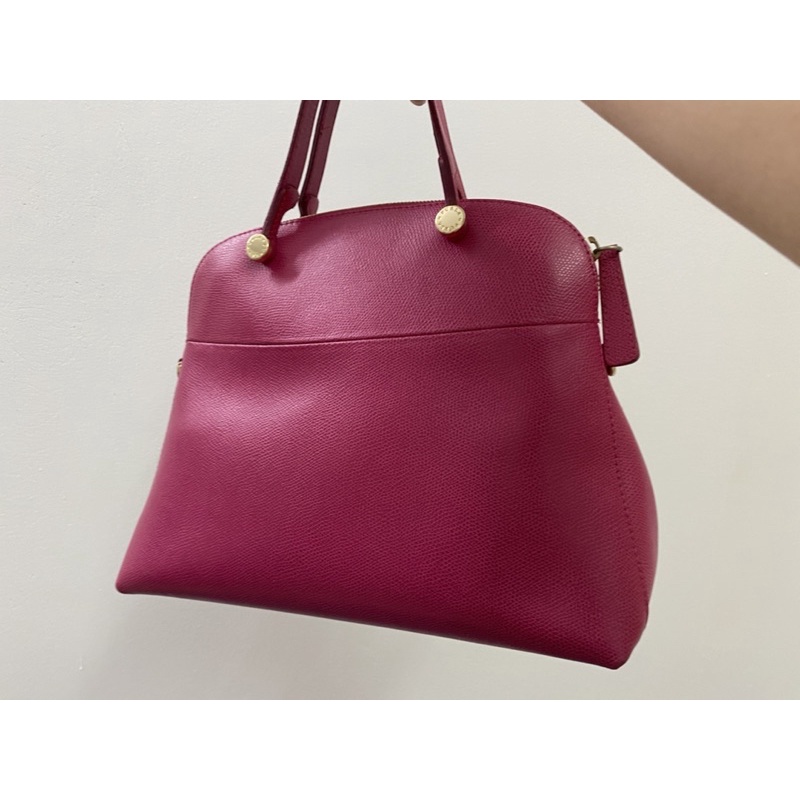 Thanh lý furla