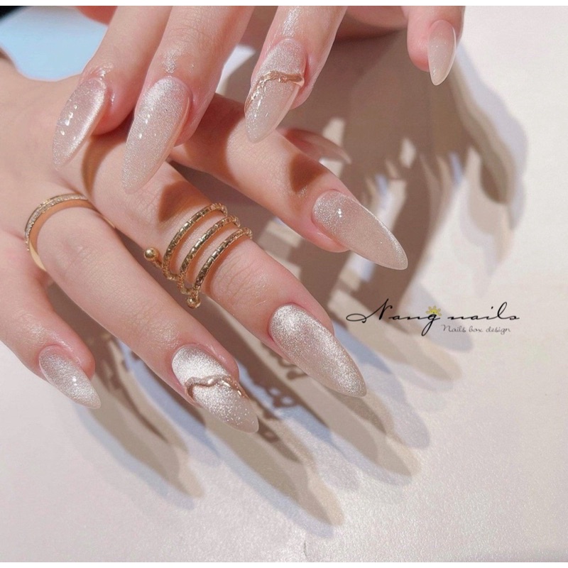 Nail Box Thiết Kế Nhũ Mắt Mèo Sang Chảnh Viền 1 Ngón