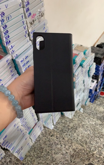 Bao da ví hiệu X-Level cho IPhone X/Xs