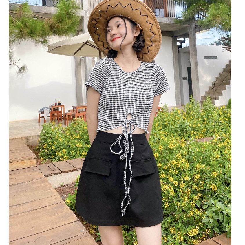 Quần giả váy ngắn cơ bản 2 miệng túi đắp trước thời trang GAGO màu đen GA3886