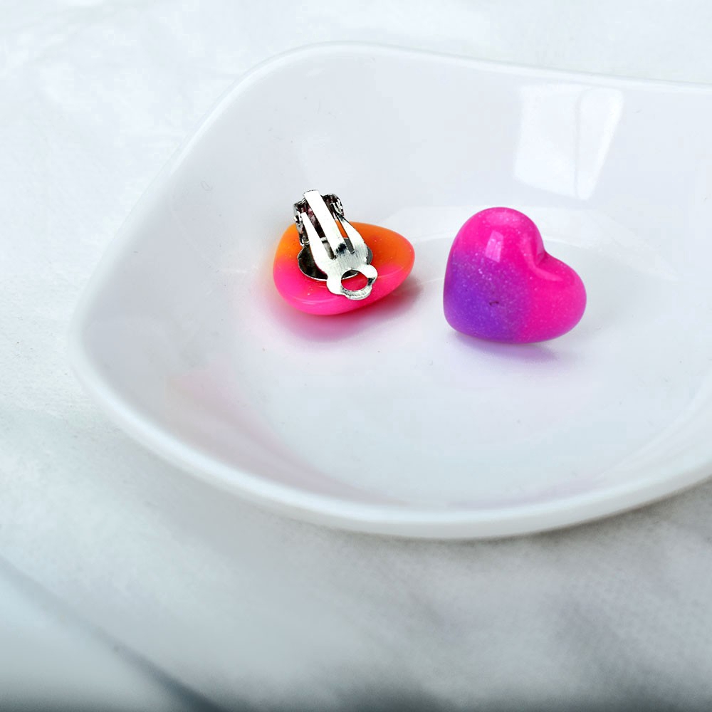 Khuyên kẹp tai hình trái tim lớn bằng nhựa Resin không xỏ cho nữ