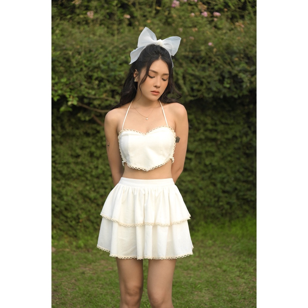 Set áo Chillgals croptop cổ yếm hình trái tim và chân váy xòe 2 tầng tiểu thư cá tính SE-002