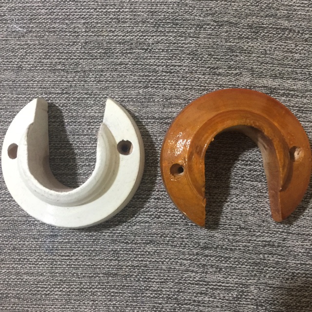 Bát gỗ đỡ thanh rèm