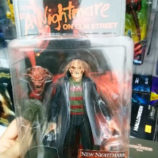 Mô hình Neca New Nightmare Freddy Krueger