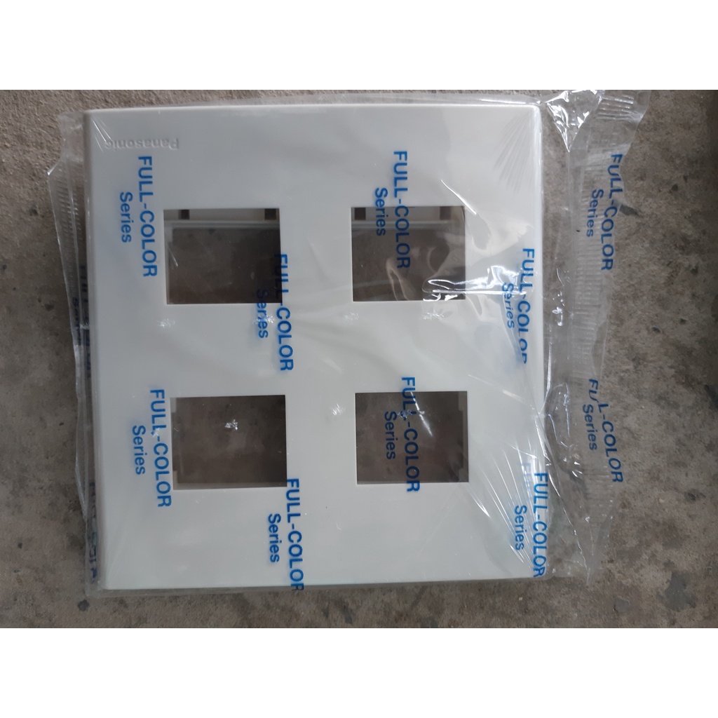 Mặt dùng cho 4 thiết bị - PANASONIC Full  - WZV 7844W - CHÍNH HÃNG