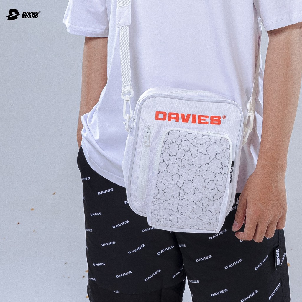 [Mã SKAMA06 giảm 8% TỐI ĐA 50K đơn250K] DAVIES - Túi đeo chéo canvas nam nữ đen trắng - Aggression Pocket. | BigBuy360 - bigbuy360.vn