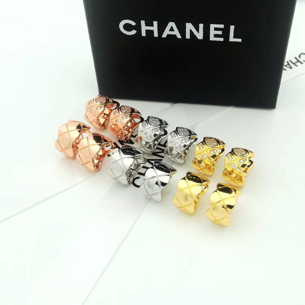 Đôi Khuyên Tai Kẹp Vành Tai Họa Tiết Kim Cương Vàng Nhỏ Phong Cách Mới Cho Nữ