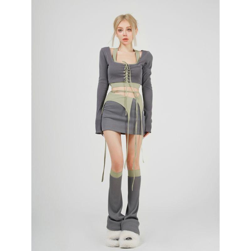 Áo Lửng Tay Dài Buộc Dây Phối Chân Váy Ngắn Màu Sắc Gợi Cảm Thời Trang Mùa Thu Phong Cách Mới