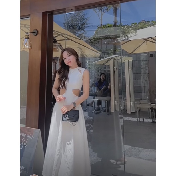 Váy cut out hở eo dáng dài