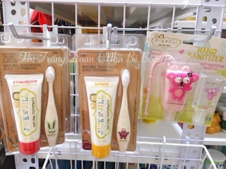 Set bàn chải + kem đánh răng JacknJill Úc