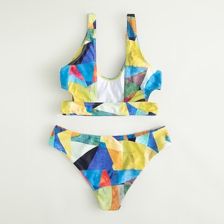 Bikini phối màu trẻ trung