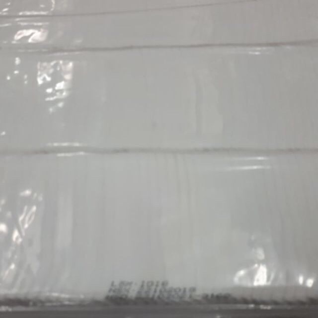 Bông gòn Bạch Tuyết cắt miếng10 x10,7x7cm dùng để tẩy trang hay vệ sinh cho bé | BigBuy360 - bigbuy360.vn