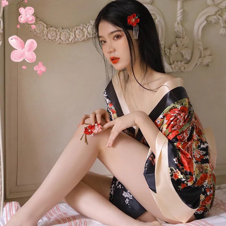 Áo choàng phong cách Nhật Bản với màu đen quyến rũ | BigBuy360 - bigbuy360.vn