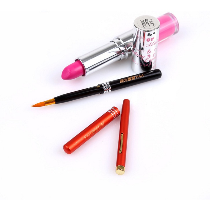 [Hàng mới về] Cọ trang điểm môi có thể thu gọn tiện dụng