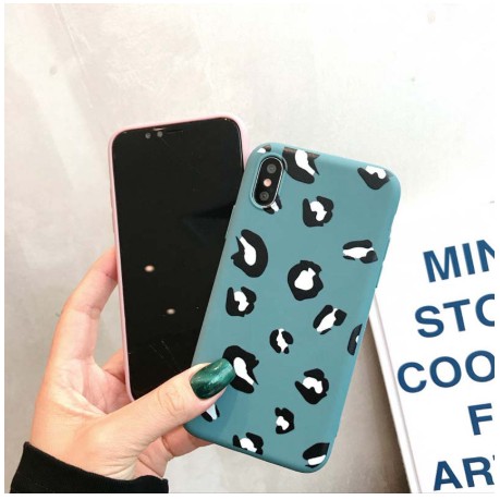 Ốp họa tiết đốm J2prime J4Plus J6 J6Plus J7Prime J7Pro J8 A7 2018 A10 A20 A30 A50 A70 M20 A31 A21s A51 A71 A10s A20s | BigBuy360 - bigbuy360.vn