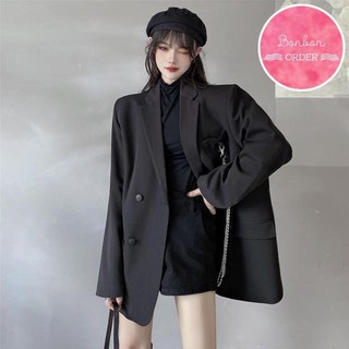 Áo blazer form rộng kèm chain -