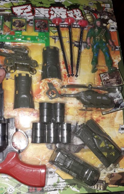 Sét mô hình lính và các phụ kiện đi kèm bằng nhựa