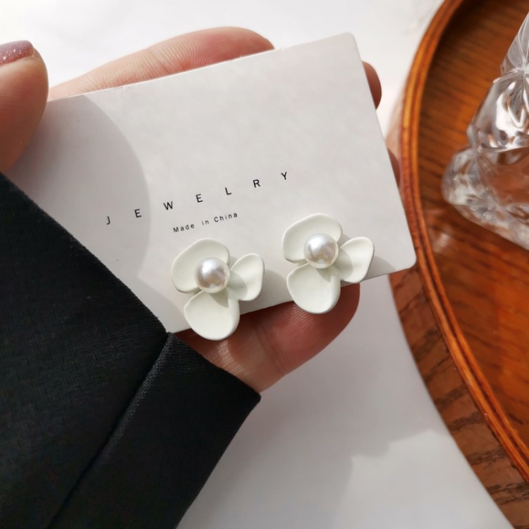 Khuyên tai kẹp không bấm lỗ chốt cố định K224 bằng hợp kim phủ màu hình bông hoa dáng ngắn Leous Accessories