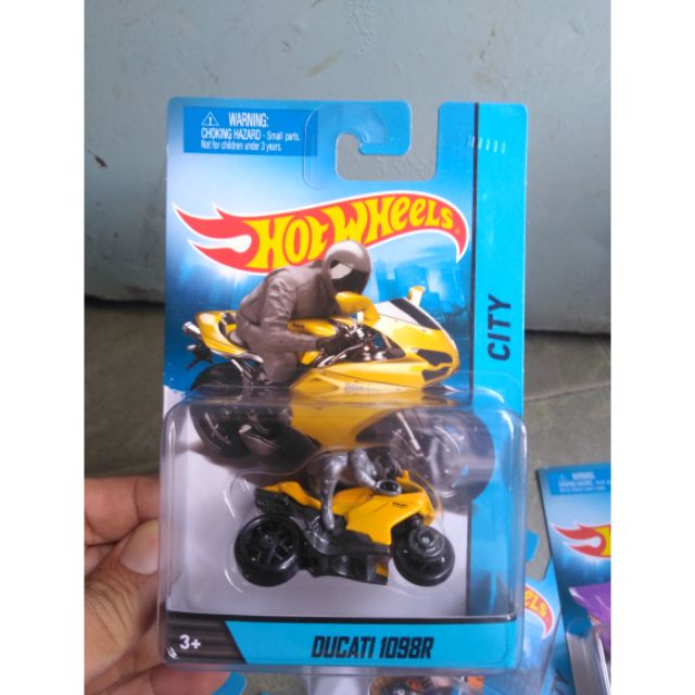 Xe Hotwheels Ducati 1098R with figure