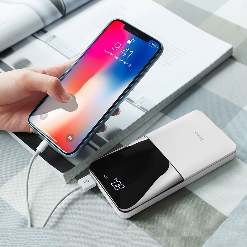 Pin sạc dự phòng Hoco J42 10.000 mAh sạc được 2 thiết bị cùng lúc, màn hinh hiển thị thông số, đầu vào Micro-USB/Type-C