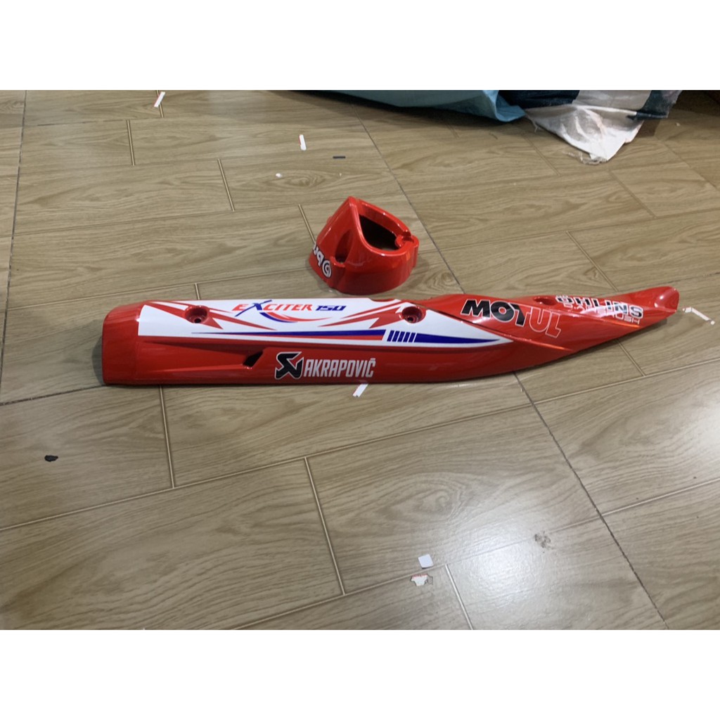 Ốp pô và chụp đích pô xe exciter 150 màu đỏ trắng
