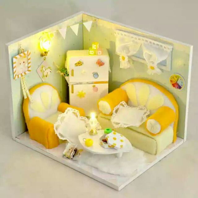 Mô hình nhà gỗ búp bê dollhouse DIY – TW16 Orange