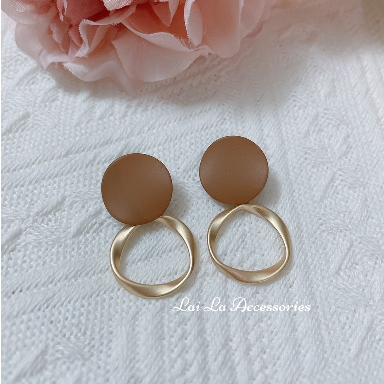 Bông tai vân đá tông màu nude cổ điển, Khuyên tai nữ thời trang phá cách Lại La