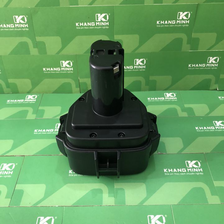 Vỏ pin Makita 12V Ni-Mh, vỏ mới 100% có ốc vặn dễ tháo lắp.