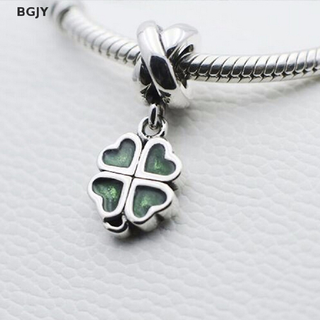 1 Mặt Vòng cổ Hình Cỏ Bốn Lá May Mắn Phong Cách Châu Âu Mới