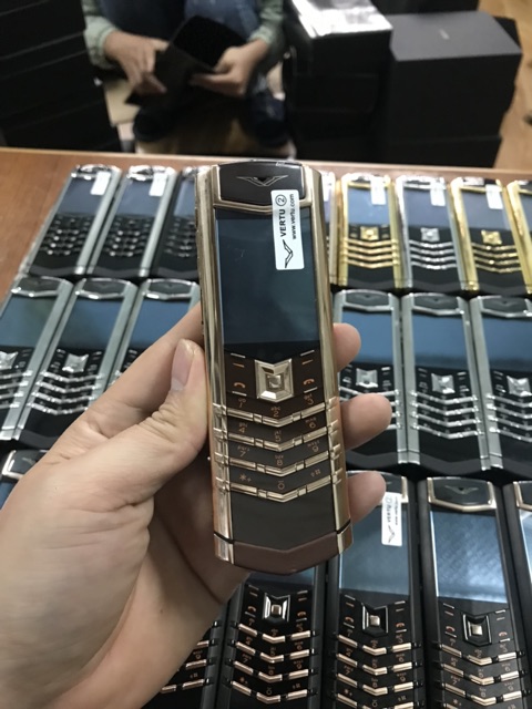 Điện thoại Luxury Signature S - Đẳng Cấp Thời Thượng | BigBuy360 - bigbuy360.vn