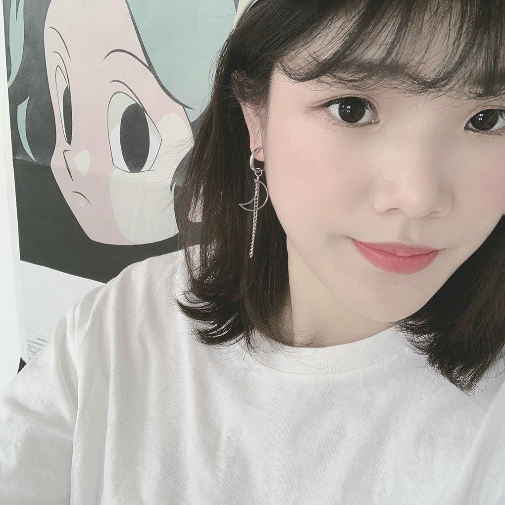 Khuyên tai chuỗi xích mặt trăng phong cách Hong Kong 22320 cho nam nữ