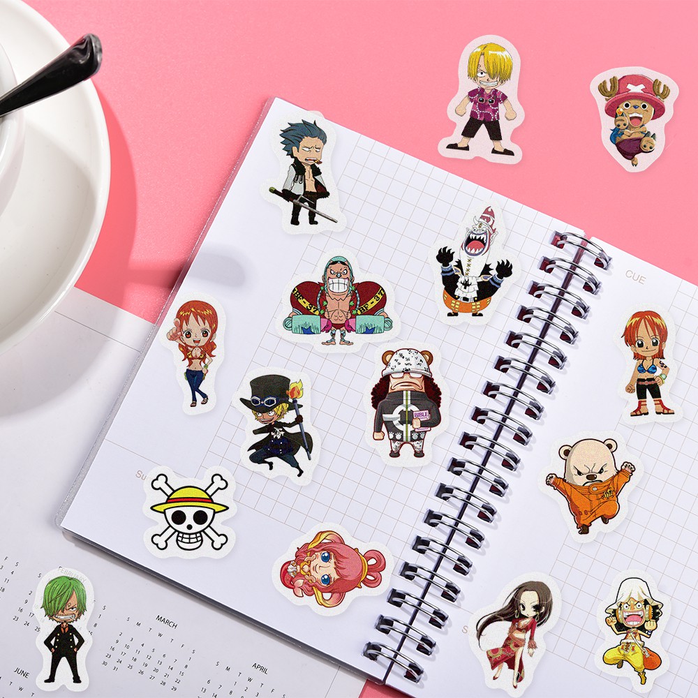 Bộ 40 miếng hình dán nhân vật One Piece trang trí thủ công