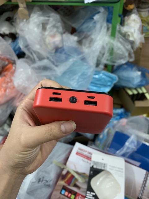 SẠC DỰ PHÒNG VUÔNG CÓ ĐÈN LED MẪU MỚI 2019 | BigBuy360 - bigbuy360.vn