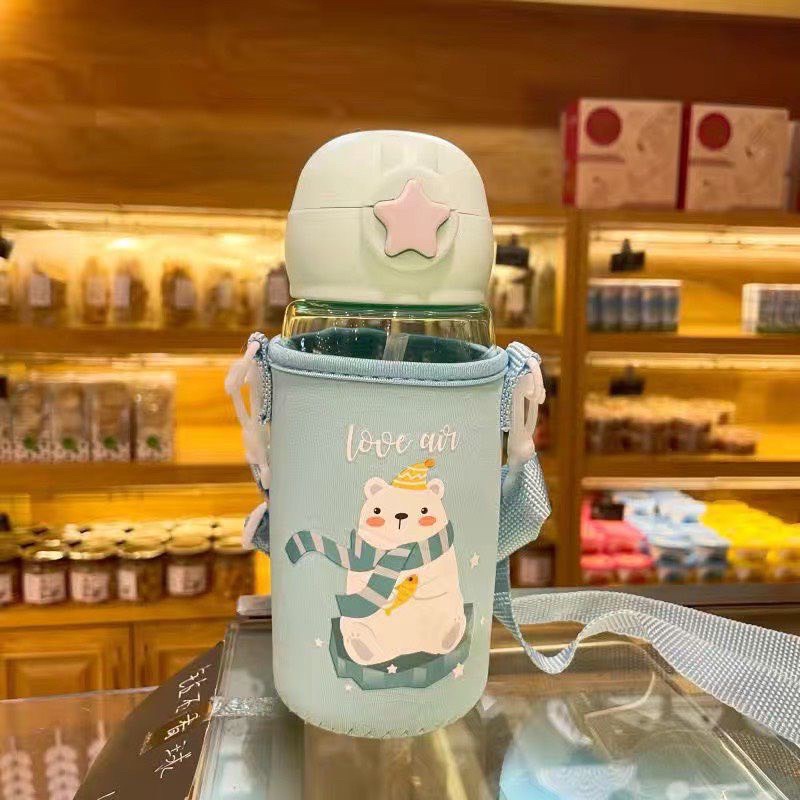 BÌNH NƯỚC 520ml CHO BÉ NẮP NGÔI SAO KÈM TÚI ĐEO