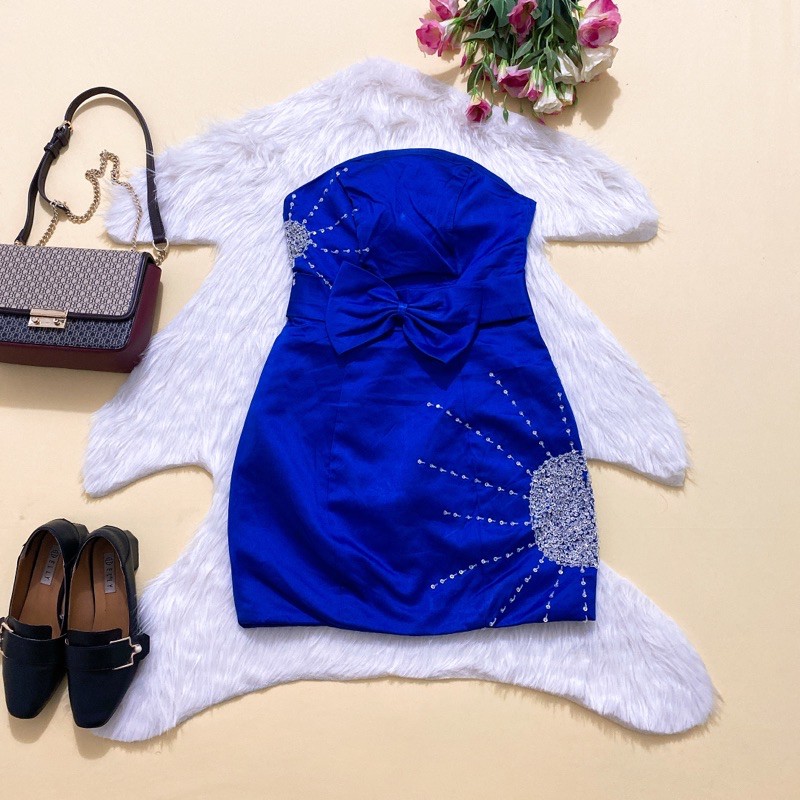Size S đầm body xanh dương đính kim sa trắng