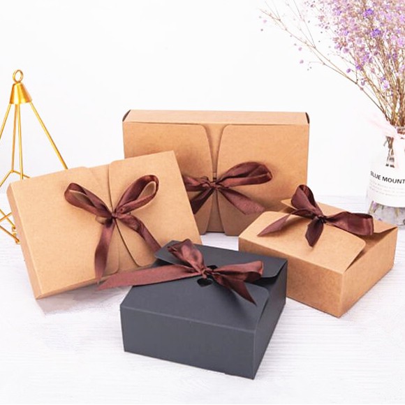 Hộp Giấy Đựng Quà Xinh Xắn Có Nhiều Kích Cỡ Lựa Chọn