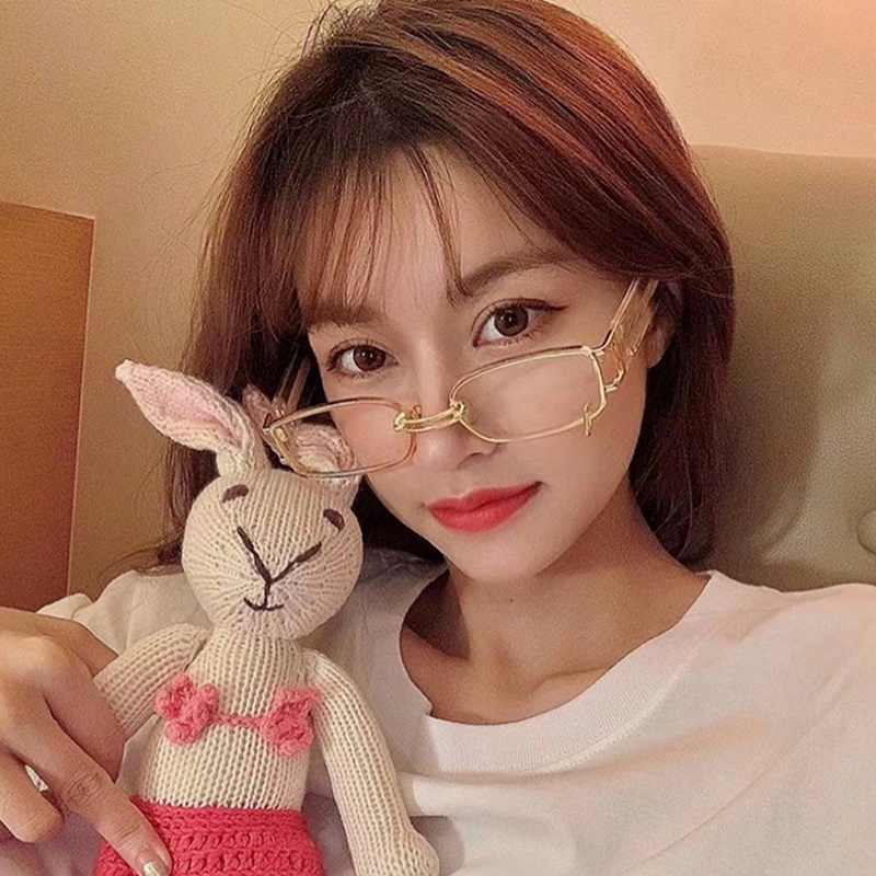 (KIQI-FASHION) COD Kính Mát Chống Tia UV Hình Chữ Nhật Gọng Kim Loại Thời Trang Mùa Hè Chất Lượng Cao Phong Cách Hip Hop Mới Cho Nam Và Nữ