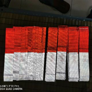 Miếng dán phản quang xe ô tô, dán phản quang thùng xe.