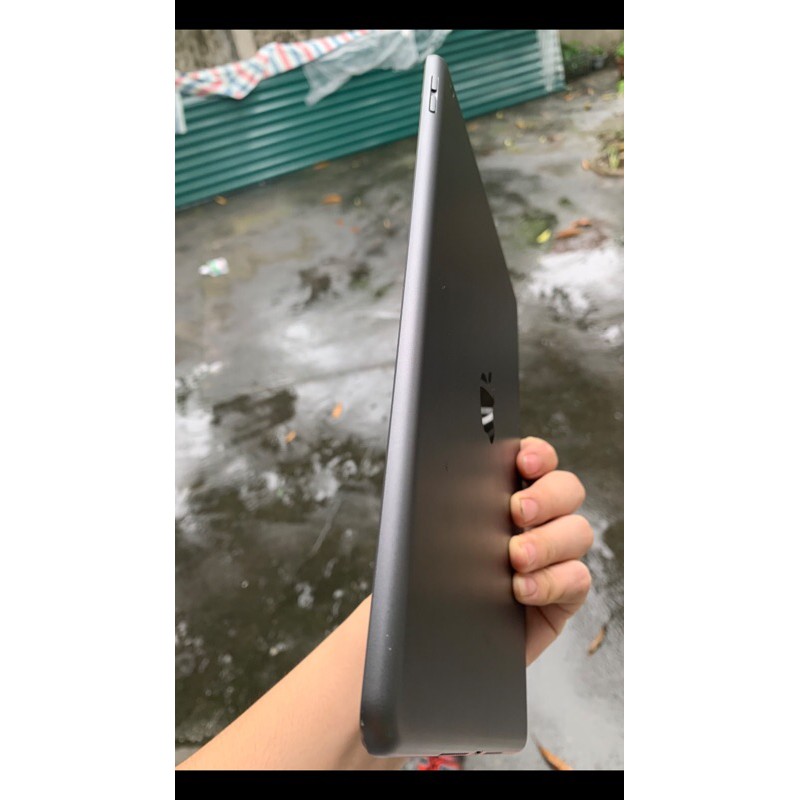 Ipad Gen 7 màu đen 32gb | BigBuy360 - bigbuy360.vn