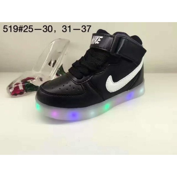 Giày Thể Thao Nike Có Đèn Led Thiết Kế Năng Động Cho Bé