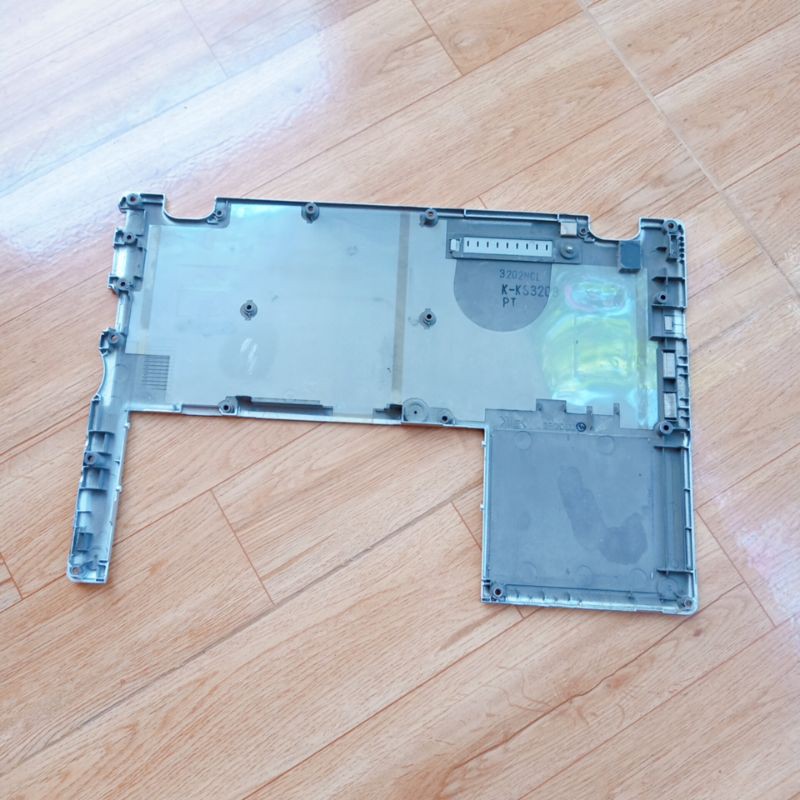 Vỏ Panasonic CF-AX2