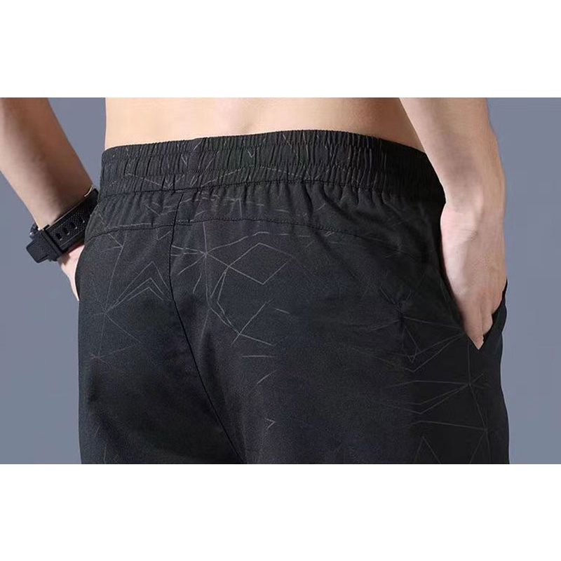 Quần Short Thể Thao Dáng Suông Chất Liệu Lụa Lạnh Nhanh Khô Thời Trang Mùa Hè Cho Nam