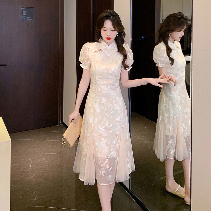 Đầm sườn xám dáng xoè xinh xắn