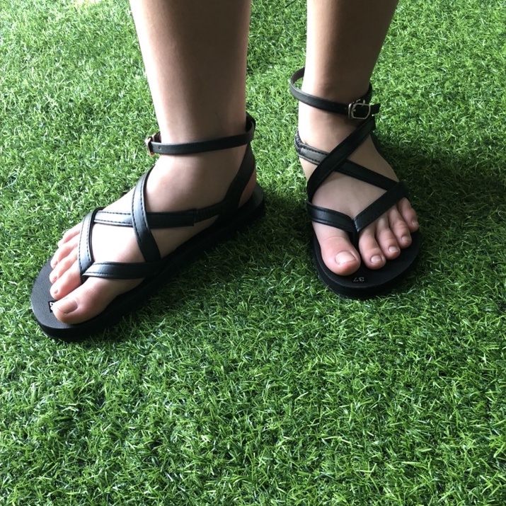 xawqng đan nữ A106 đế đen quai đen size từ 34 đến 42