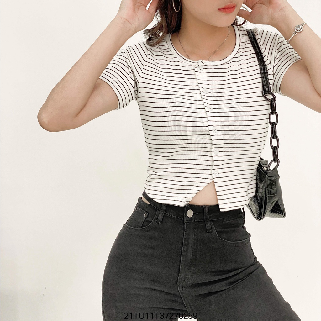 Áo thun tay ngắn crop VM STYLE gài nút chéo ulzzang thời trang nữ 21TU11T372702