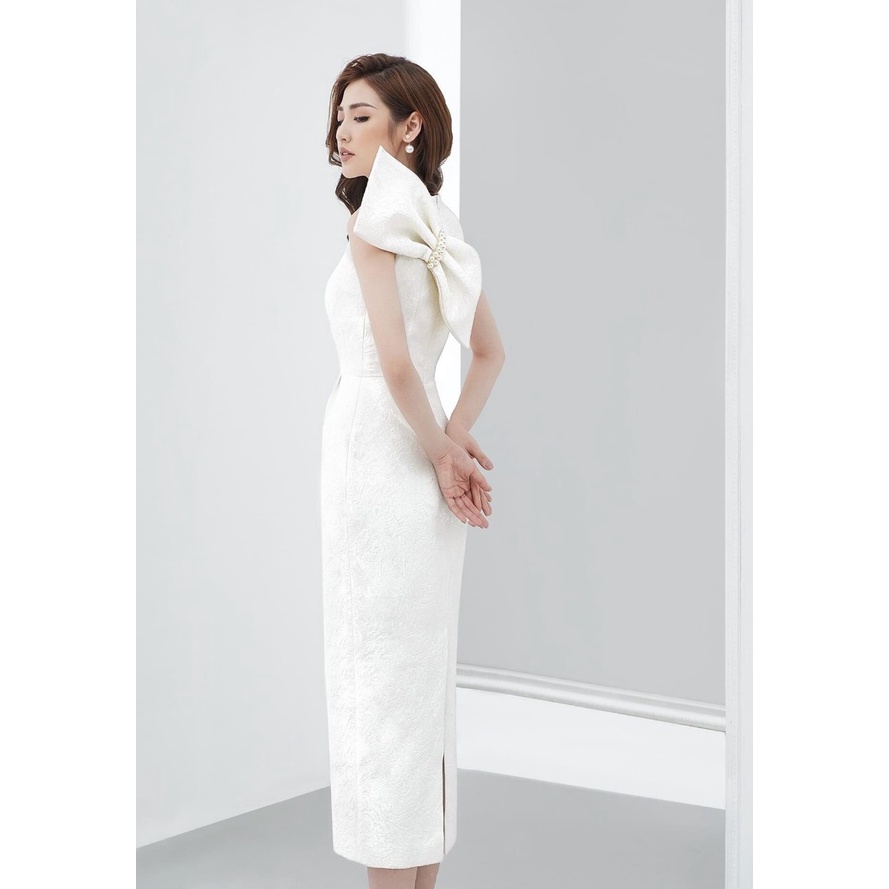 Đầm gấm ôm body sát nách nơ lưng đính ngọc (HÀNG CAO CẤP ĐẸP Y HÌNH) kèm ảnh thật