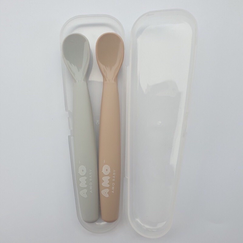 Set thìa ăn dặm silicon kèm hộp đựng cho bé ăn dặm Amo Baby