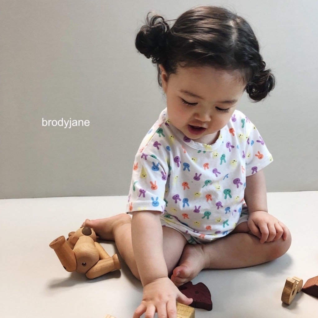 Bộ Cộc Tay Minky Mom Cho Bé Trai Bé Gái Với Họa Tiết Thỏ dễ thương , Vải thun lạnh mềm mát cho bé mặc mùa hè