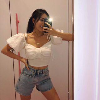 Áo crop nhún cột nơ vai