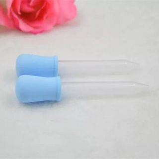 Ống bón sữa cho bé lười bú bình
